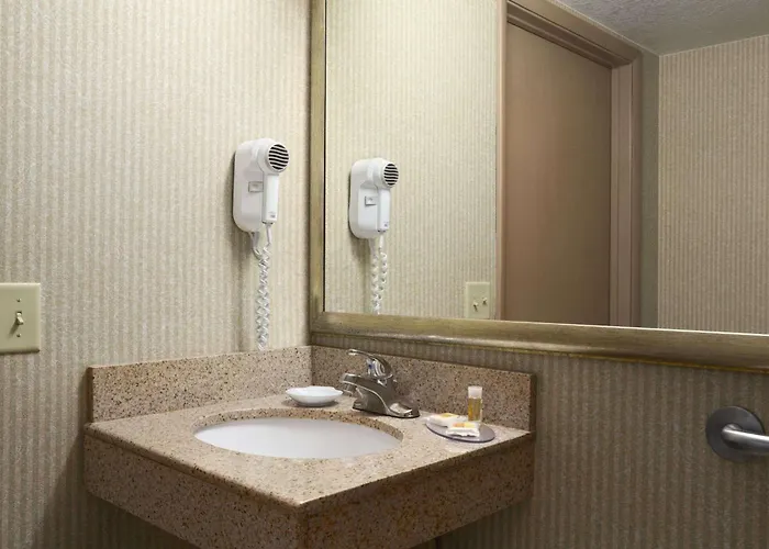 Days By Wyndham Hotel 2*