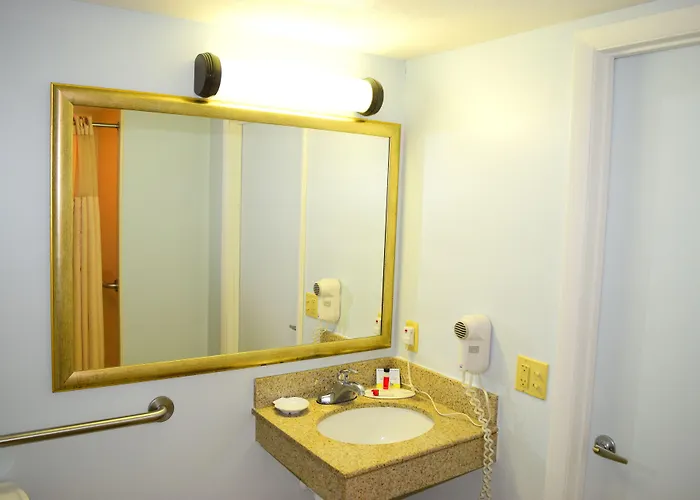 Days By Wyndham Hotel