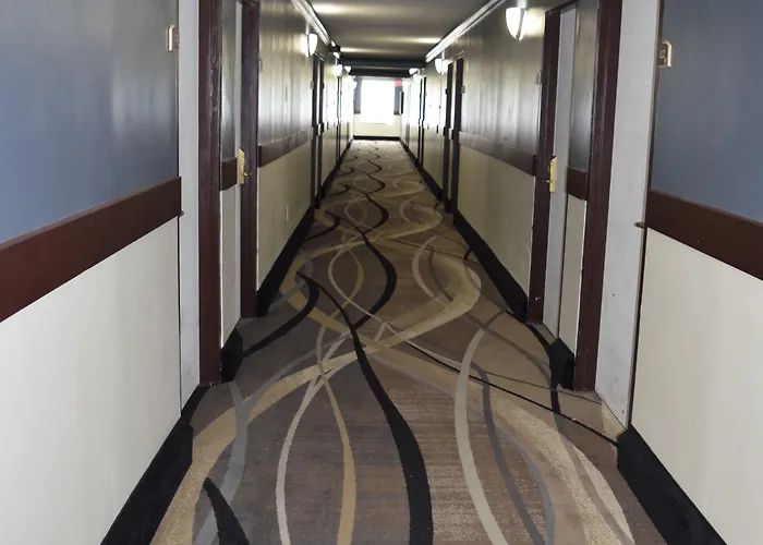 Days By Wyndham Hotel 2*