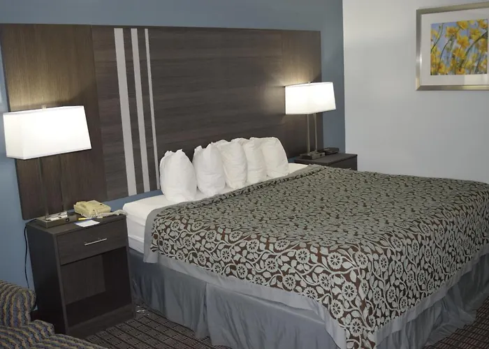 Days By Wyndham Hotel Rock Falls
